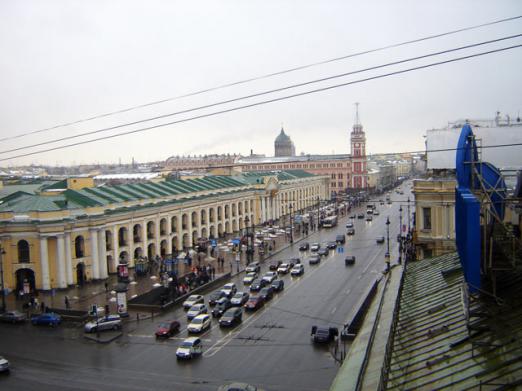 Mennyibe kerül egy kiskereskedelmi hely bérleti díja St. Petersburgban?